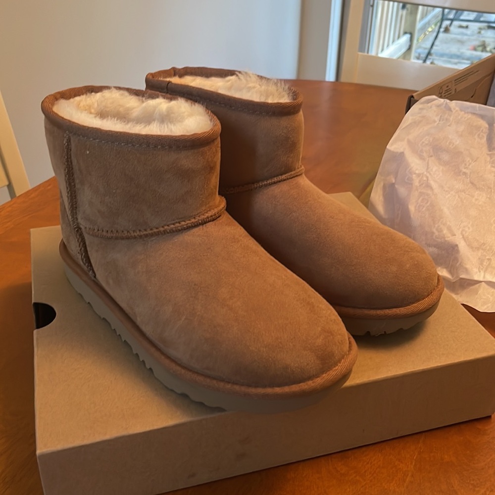 Kids Classic Mini II Ugg Boots